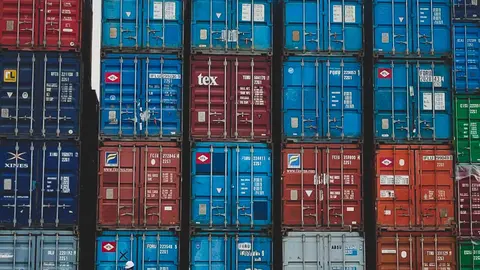 Santander apoya la internacionalizaci&oacute;n de las empresas murcianas con 200 millones &euro; en el primer semestre
