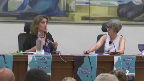 Teresa Ribera en una jornada sobre agua y Mar Menor en la Regi&oacute;n de Murcia (foto: La 7)