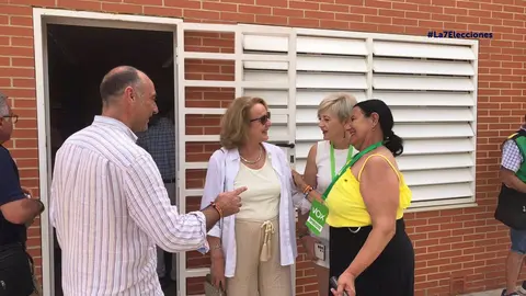 Lourdes M&eacute;ndez ha acompa&ntilde;ado a votar a Jos&eacute; Francisco Garre