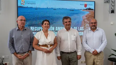 Presentaci&oacute;n del proyecto de eliminaci&oacute;n de lodos del Mar Menor (foto: Ayuntamiento de Cartagena)