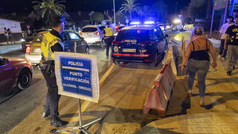 Uno de los controles de la Polic&iacute;a Local de Cartagena en el municipio (foto: Ayuntamiento de Cartagena)