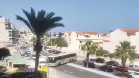 Autob&uacute;s varado en La Manga