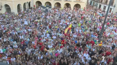 Los yeclanos acuden en masa para homenajear a Eva Navarro (foto: La 7)