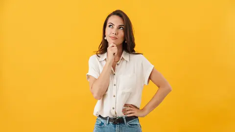 Mujer pensativa (foto: La 7)