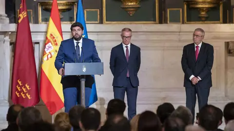 Imagen de archivo de la toma de posesi&oacute;n de L&oacute;pez Miras en 2019