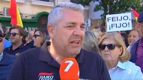 Uno de los asistentes a la manifestaci&oacute;n