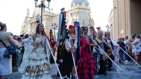 Representaci&oacute;n de Moros y Cristianos de Alicante en el desfile de Carthagineses y Romanosb (foto: Atyuntamiento de Cartagena)
