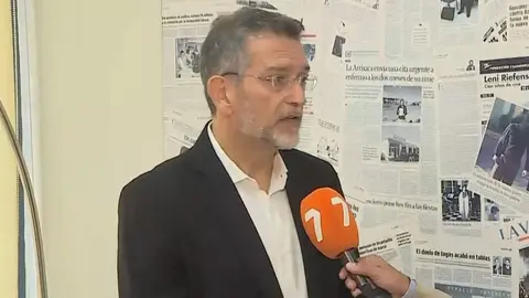 Pedro L&oacute;pez Gra&ntilde;a, defensor de dos de las familias de desaparecidos en el incendio de Las Atalayas (foto: La 7)