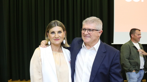 V&eacute;lez y Flores, en la reuni&oacute;n del PSOE-RM
