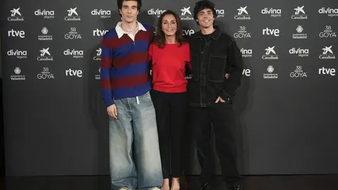 Los directores y guionistas Javier Calvo y Javier Ambrossi, y la actriz y cantante Ana Bel&eacute;n ser&aacute;n los presentadores de la 38 edici&oacute;n de los Premios Goya que se celebrar&aacute;n en Valladolid el 10 de febrero de 2024 (foto: Agencias)