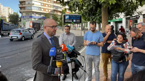 El concejal de Movilidad, Gesti&oacute;n Econ&oacute;mica y Contrataci&oacute;n del Ayuntamiento de Murcia, Jos&eacute; Francisco Mu&ntilde;oz, ofrece los datos sobre las obras de movilidad
