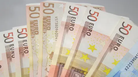Euros en billetes (foto: EP)