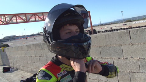 28OPILOTOCARLOS02_frame_381