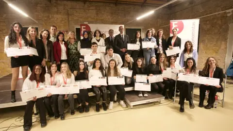 El IES Floridablanca y el CES Samaniego, se alzan con el torneo de Debate Econ&oacute;mico y el V&iacute;deos de Educaci&oacute;n Financiera