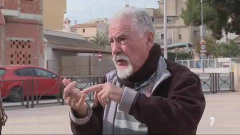 Javier, jefe de protocolo de la Fundaci&oacute;n Mahasandhi liderada por el 'lama de Murcia' (foto: La 7)