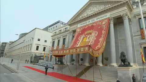 El Congreso acoge el primer discurso del Rey tras la amnist&iacute;a y los pactos de PSOE con Junts y ERC (foto: La 7)