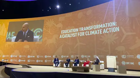 Una de las conferencias en la COP28