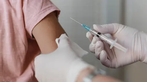 Vacuna contra la gripe (foto: La 7)