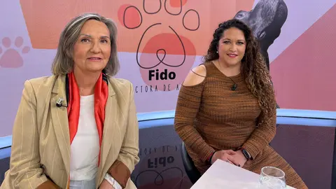 Carmen Llorca, vocal, y Sonia Marcos, voluntaria, colaboran con la protectora Fido (foto: La 7)