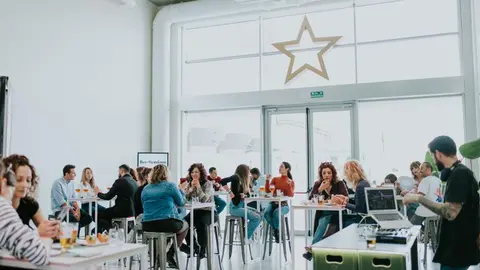 Una de las actividades propuestas por Estrella de Levante en sus instalaciones (foto: La 7)