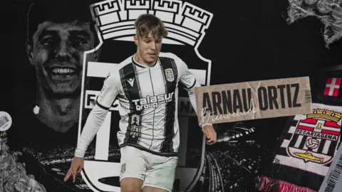 Arnau Ortiz