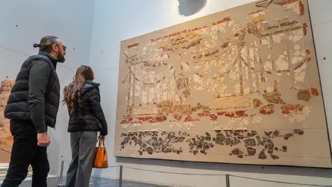 Mural y p&oacute;rtico del Museo Teatro Romano de Cartagena (foto: Ayuntamiento de Cartagena)
