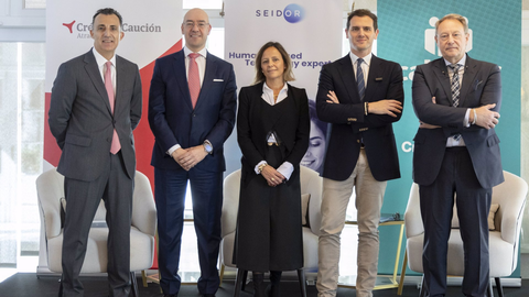 El fundador y expresidente de Ciudadanos, Albert Rivera, y el socio y director general de Afi, David Cano, junto a otros ponentes