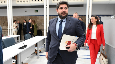 Fernando L&oacute;pez Miras en la Asamblea