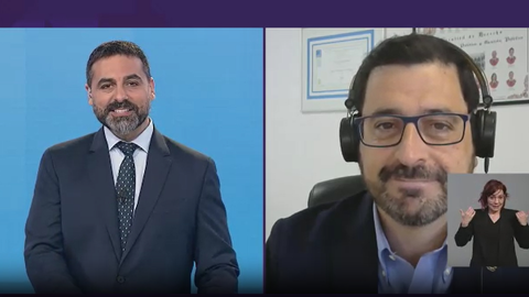 Nacho G&oacute;mez entrevista al polit&oacute;logo Carlos Abad