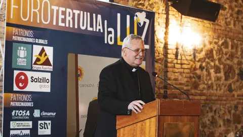 Monse&ntilde;or Jos&eacute; Manuel Lorca Planes, obispo de la Di&oacute;cesis de Cartagena (foto: 'Tertulia La Luz')