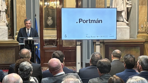 El consejero de Medio Ambiente, Universidades, Investigaci&oacute;n y Mar Menor, Juan Mar&iacute;a V&aacute;zquez, interviene en el acto de presentaci&oacute;n del corto documental 'Portm&aacute;n, un punto y seguido', celebrado en el Sal&oacute;n de pasos Pedidos del Senado.
