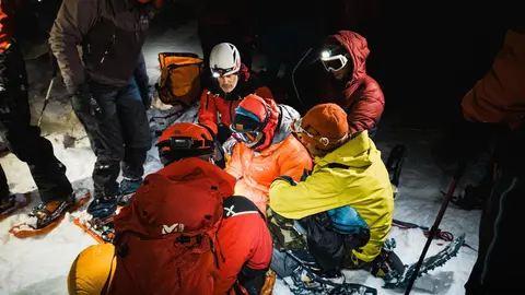 Rescatado con hipotermia un vecino de la Regi&oacute;n de Murcia en Picos de Europa (foto: 112 de Cantabria)