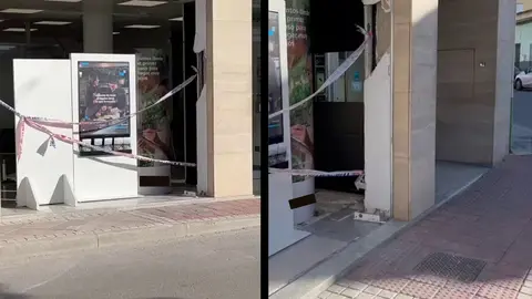 Sucursal bancaria de la pedan&iacute;a archenera de La Algaida que ha sido sustra&iacute;da en la madrugada de este mi&eacute;rcoles (foto: La 7)