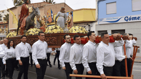 Las Torres de Cotillas disfruta en la calle su Domingo de Ramos