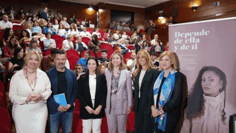 La consejera de Pol&iacute;tica Social, Familias e Igualdad, Conchita Ruiz, durante los actos conmemorativos por el D&iacute;a Internacional del Pueblo Gitano