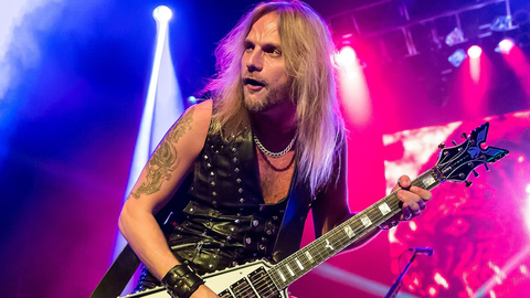 Richie Faulkner, l&iacute;der de Judas Priest