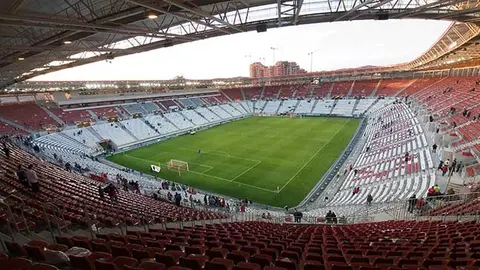 Facha-estadio-Enrique-Roca_1634546698_148392406_667x375