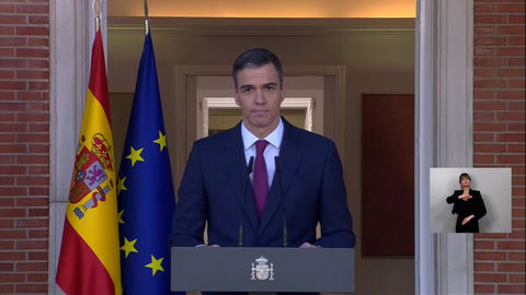 El presidente del Gobierno, Pedro S&aacute;nchez, comparece en el Complejo de la Moncloa, a 29 de abril de 2024, en Madrid.