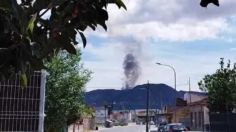 Incendio declarado en el Monte Miravete de la pedan&iacute;a murciana de Torreag&uuml;era (foto: La 7)