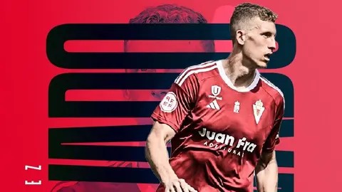 Alberto Gonz&aacute;lez, jugador del Real Murcia (foto: Real Murcia)