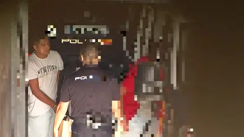 El hombre que se atrincher&oacute; en su vivienda del barrio murciano de La Paz pasa a disposici&oacute;n judicial (foto: La 7)