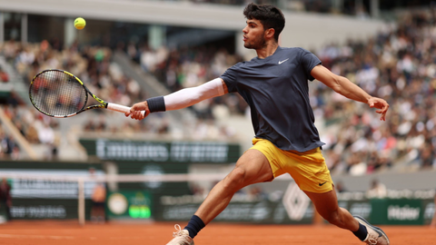 Carlos Alcaraz ya est&aacute; en cuartos de final de Roland Garros