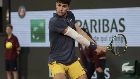 Carlos Alcaraz en Roland Garros 2024 (foto: EP)