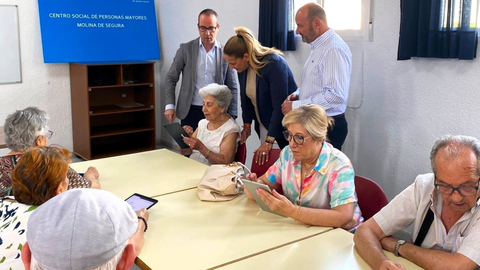 Visita al Centro de Mayores de Molina de Segura
