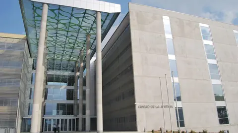 Fachada principal de la Ciudad de la Justicia (foto: agencias)