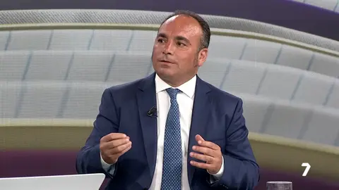 El abogado Enrique Mart&iacute;nez-Useros (foto: La 7)