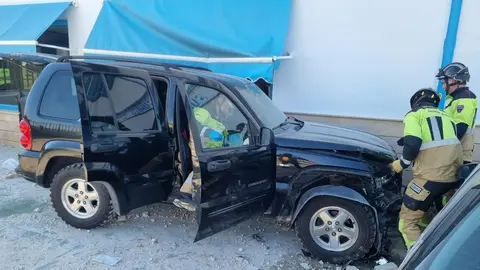 Imagen del veh&iacute;culo en el que viajaba la v&iacute;ctima (foto: CEIS)