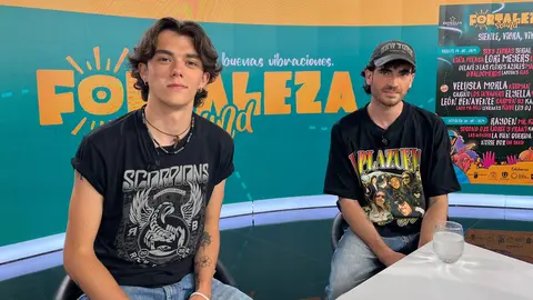 Antonio Lario, el Fraile (vocalista) y Alfonso Mart&iacute;nez (bater&iacute;a), miembros de Norte Perdido (foto: La 7)