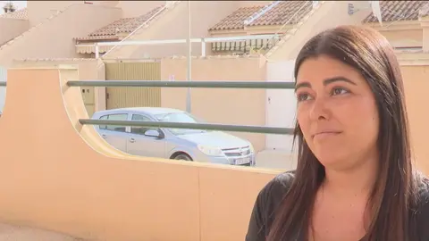 Ainhoa S&aacute;nchez, la joven de Cartagena que estuvo a punto de morir en una intervenci&oacute;n quir&uacute;rgica de aumento de pecho (foto: La 7)