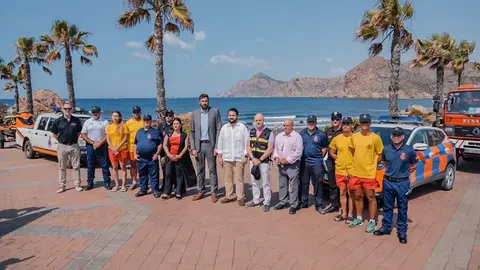 El vicepresidente y consejero de Interior, Emergencias y Ordenaci&oacute;n del Territorio, Jos&eacute; &Aacute;ngel Antelo, present&oacute; este lunes el Plan de vigilancia y rescate en playas y salvamento en la mar de la Regi&oacute;n de Murcia (foto: Regi&oacute;n de Murcia)